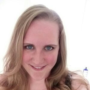 Meet your Posher, Carrie